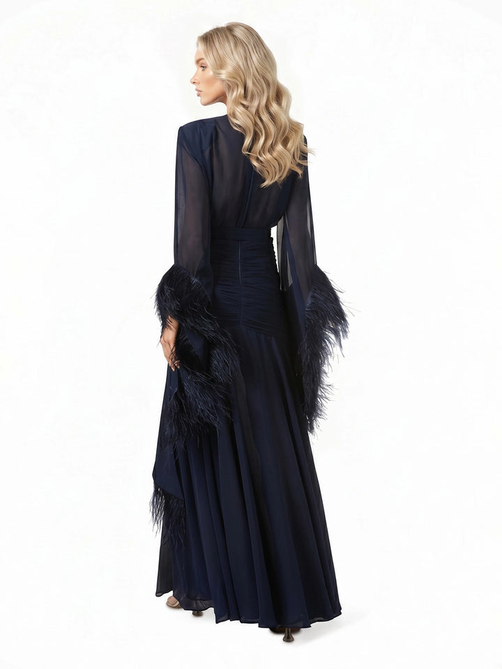 Michelle elegante Chiffon-Maxi-Robe mit Federn