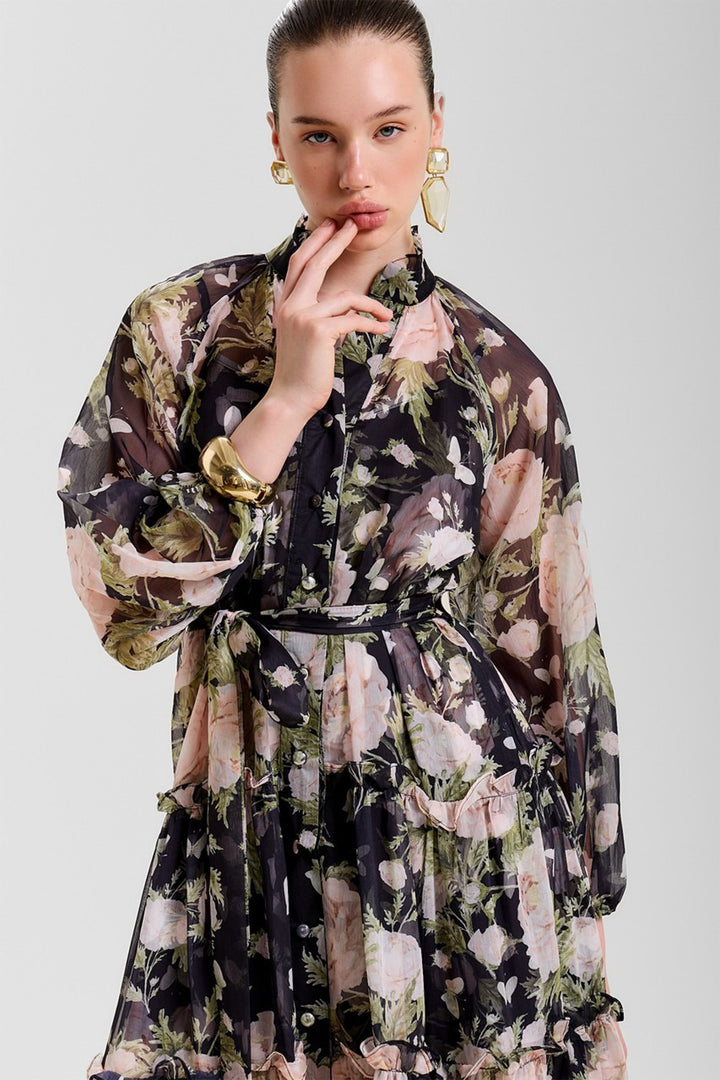Gesamtansicht des eleganten Angelica Maxikleids - KYMA