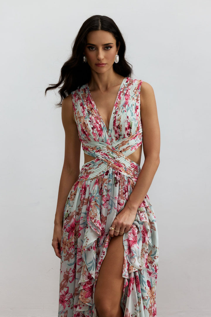 Nahaufnahme des Blumenprints auf dem Anila Maxikleid - KYMA