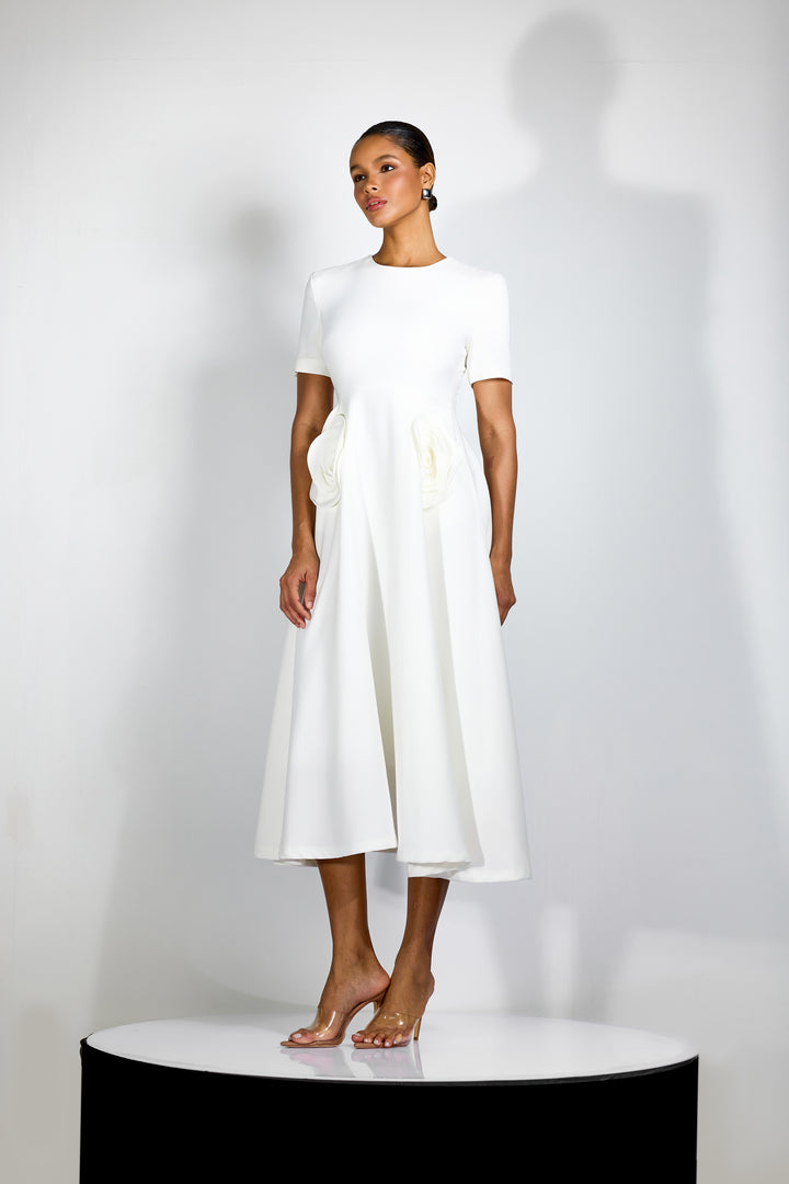 Ava Midikleid, Ausschnitt und Ärmel - KYMA