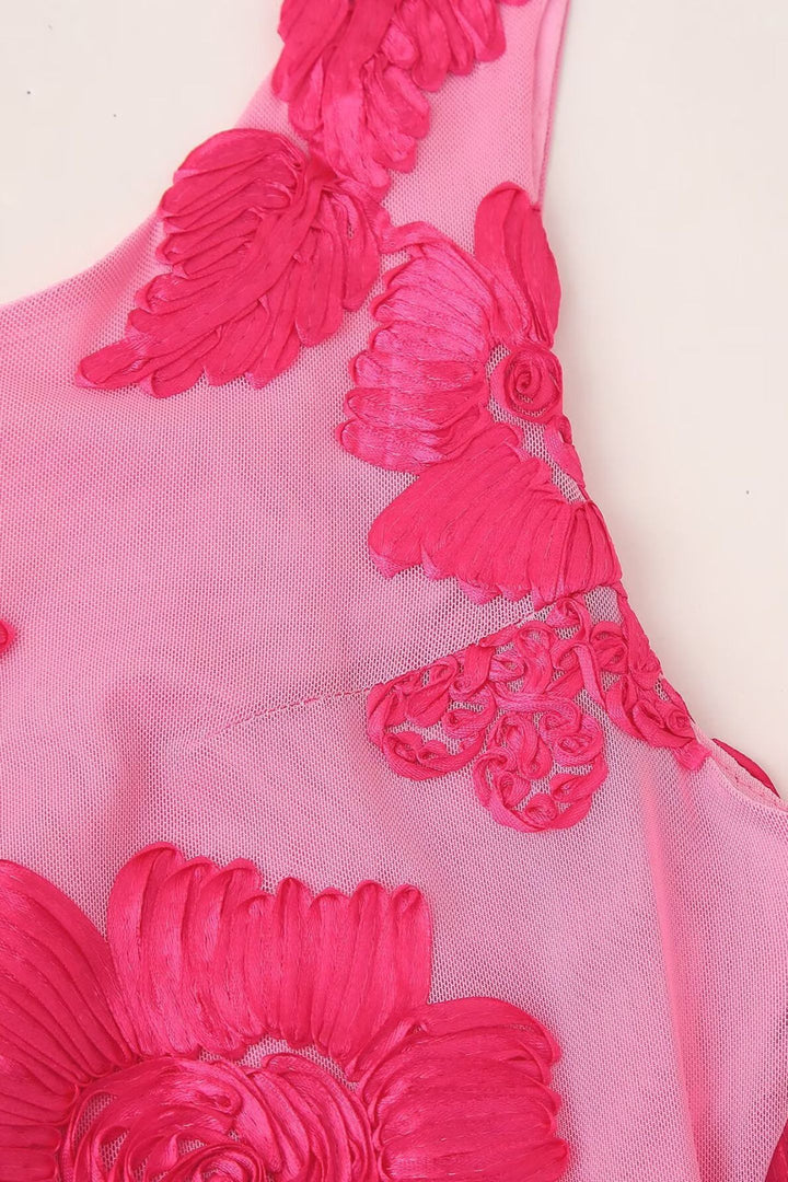 Barbara Kleid mit schmeichelhafter Passform – KYMA