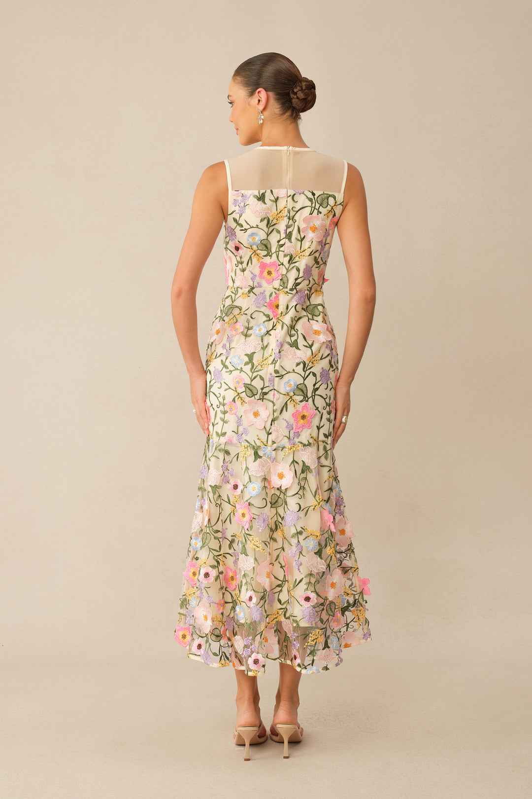 Stilvolles Midi-Kleid für besondere Anlässe - KYMA