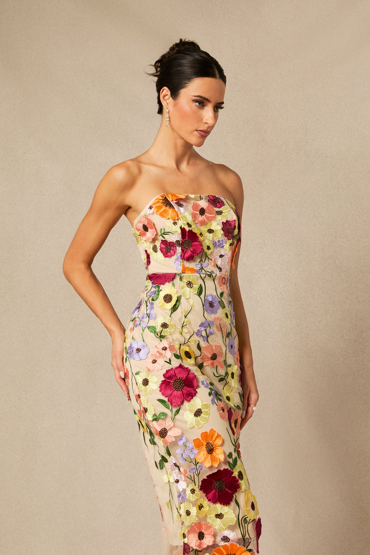 Belle Trägerloses Midi-Kleid mit Spitze und Blumenmuster – KYMA