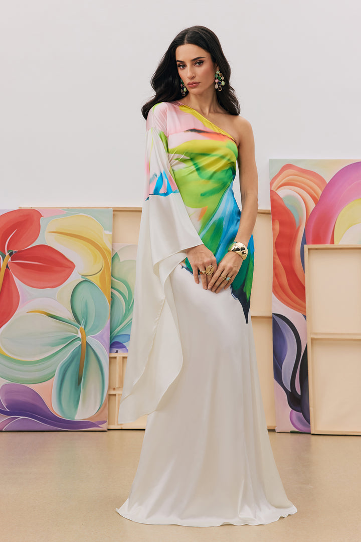 Bernice elegantes Maxikleid mit Print und einem Ärmel – KYMA