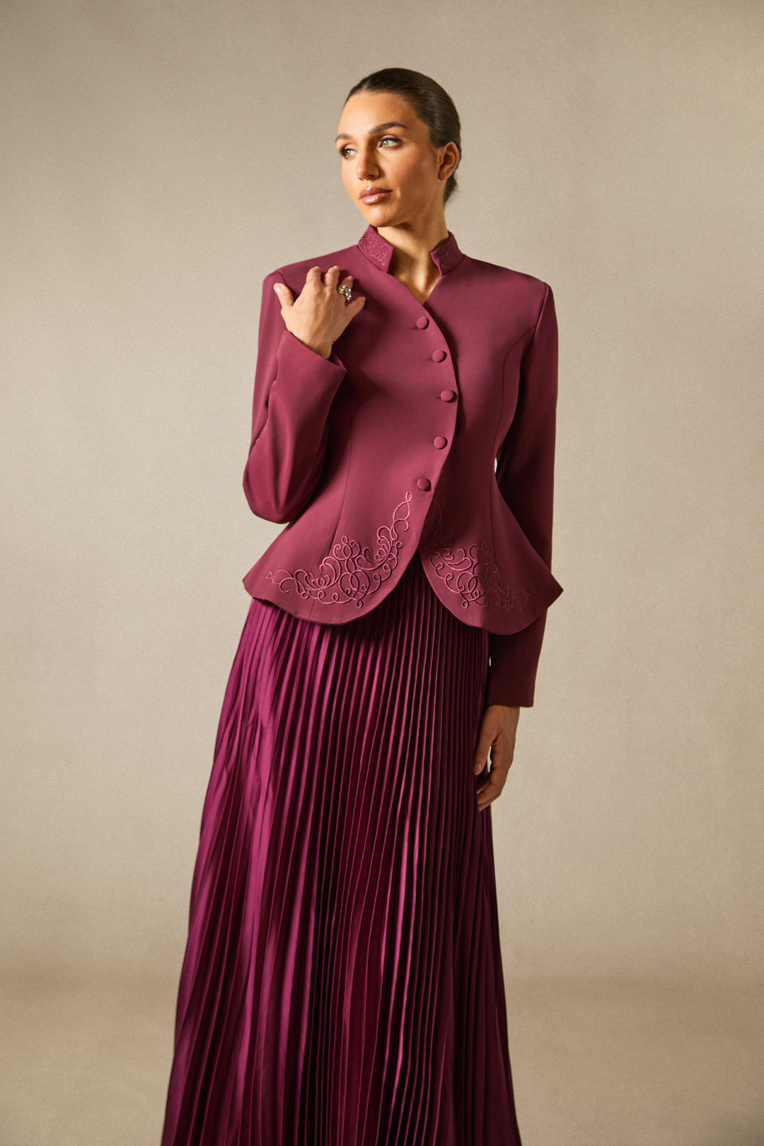 Detailbild des Blazer-Saums - KYMA