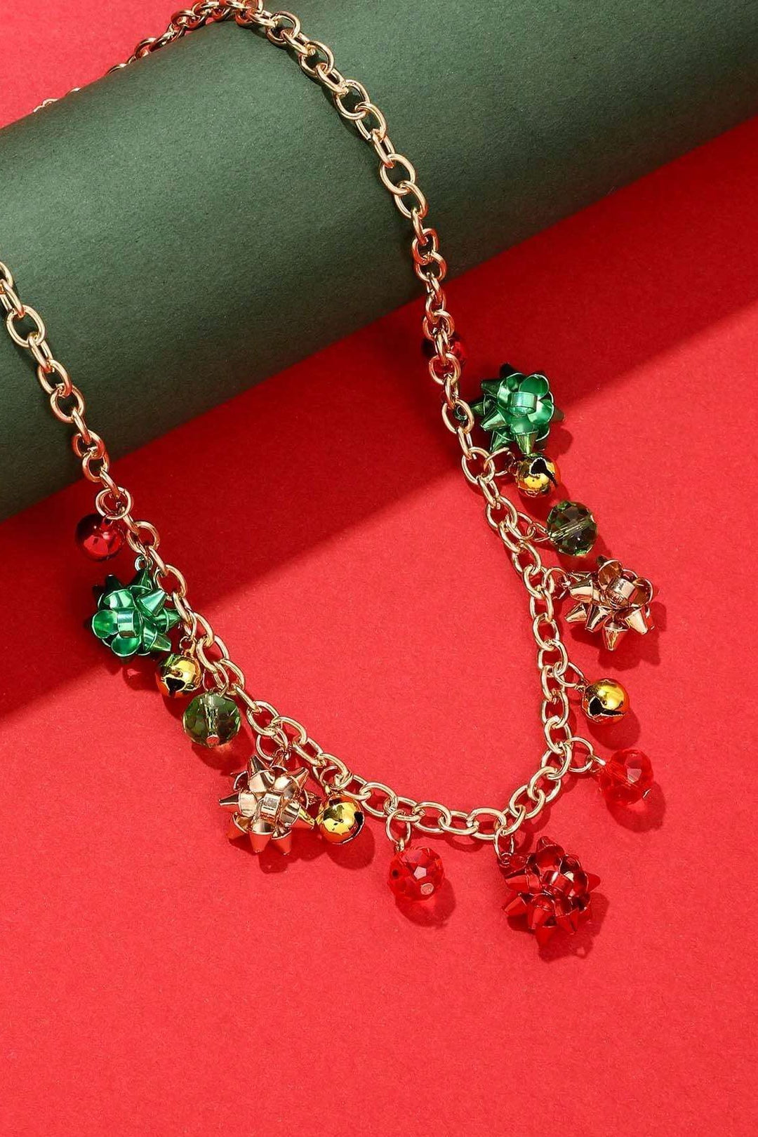 Die vergoldete Kette mit Glöckchen der Eileen Halskette - KYMA