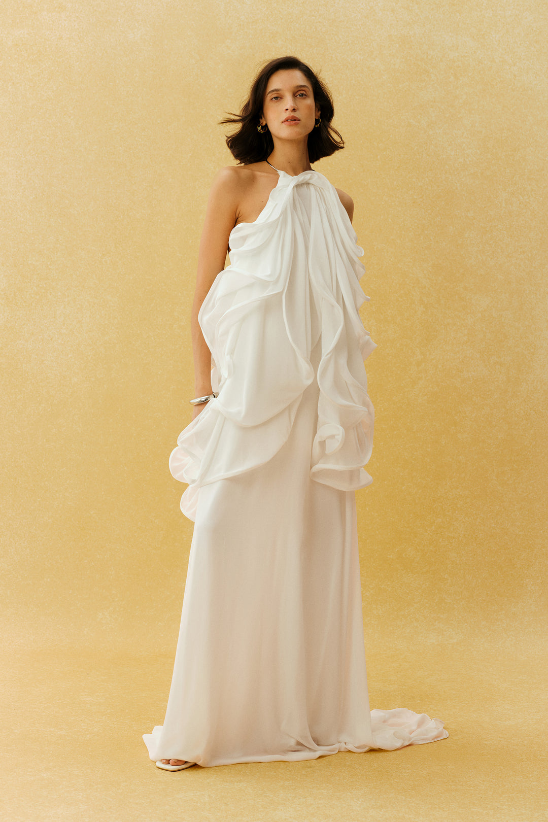 Maxikleid mit Schleppe am Saum - KYMA