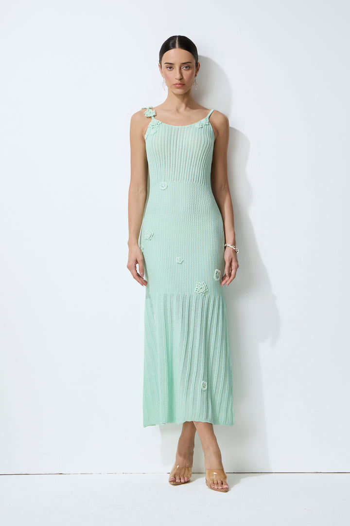Maxi-Slipdress aus mintgrünem Strick mit Blumen – KYMA