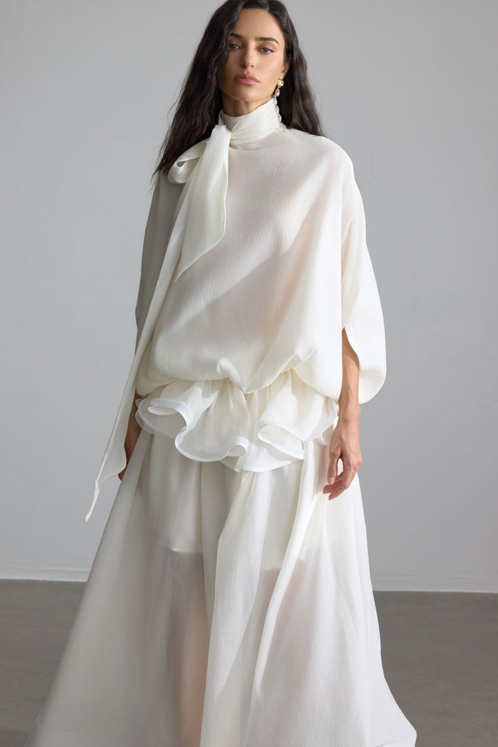Rüschen am Eliza Maxikleid – KYMA