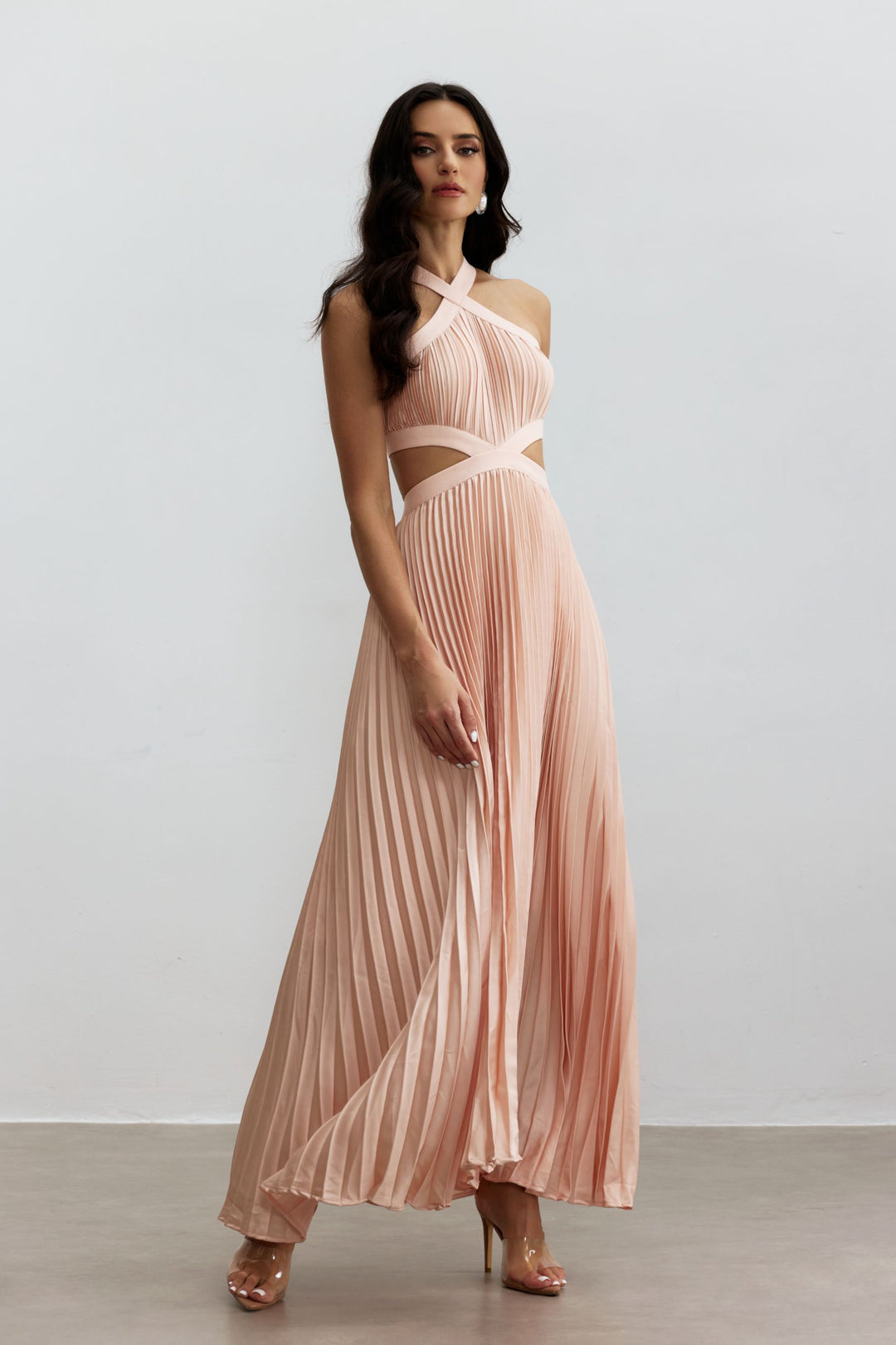 Eliza Plissiertes Cutout Maxikleid mit Neckholder - KYMA