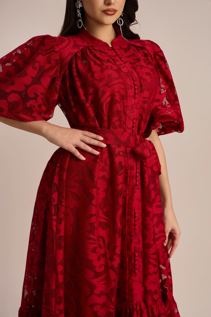 Emma besticktes Spitzen-Midi-Kleid mit Gürtel - KYMA