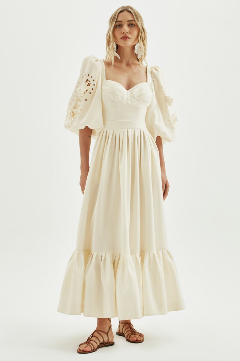 Das Eunice Maxikleid im vollen Umfang - KYMA