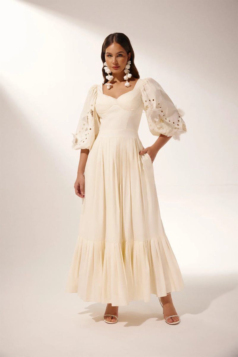 Eunice Maxikleid mit Ballonärmeln und Cut-outs - KYMA