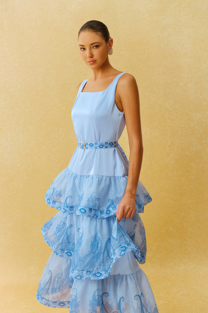 Forever Yours blaues Maxikleid mit Paisley-Print und eckigem Ausschnitt bei Gartenparty