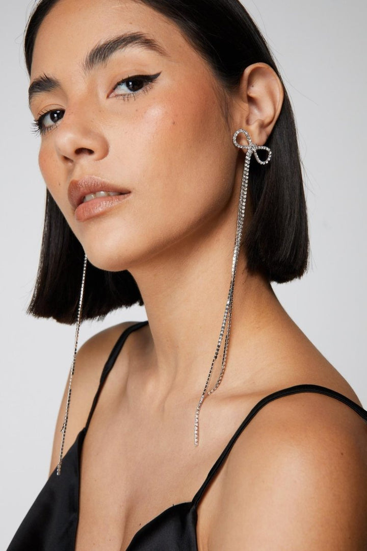 Diamante Bowknot Quasten-Ohrringe - KYMA - Mit anderen Accessoires kombiniert