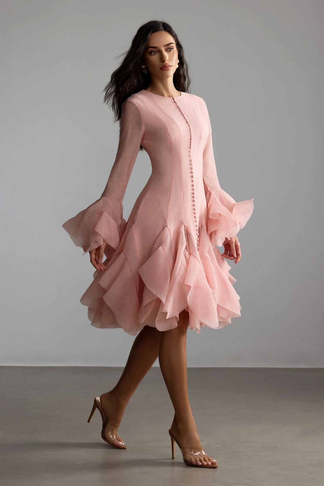 Gloria langes Ärmel Midi-Kleid mit ausgestelltem Saum – Ausschnitt – KYMA