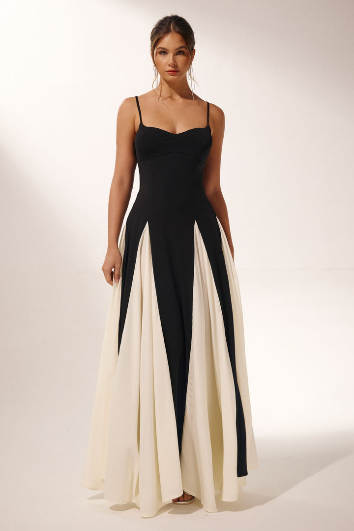 Griselda Color Block Maxikleid mit lebendigen Mustern