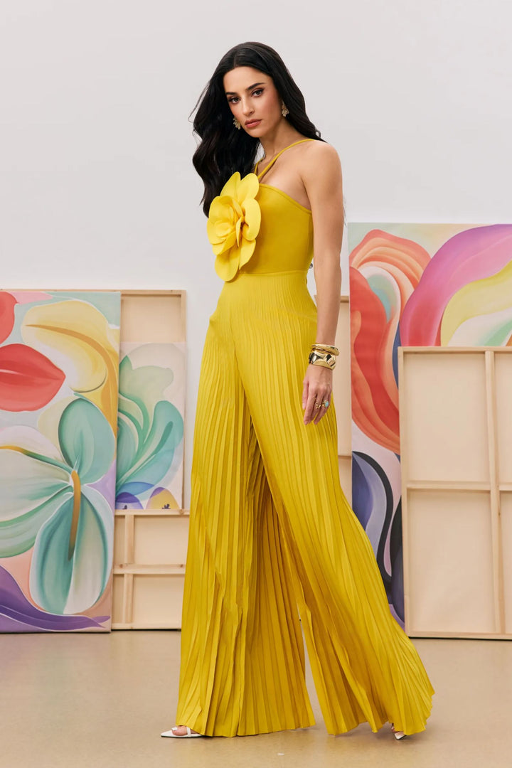 Rückenansicht Jumpsuit mit Neckholder und Schleife - KYMA