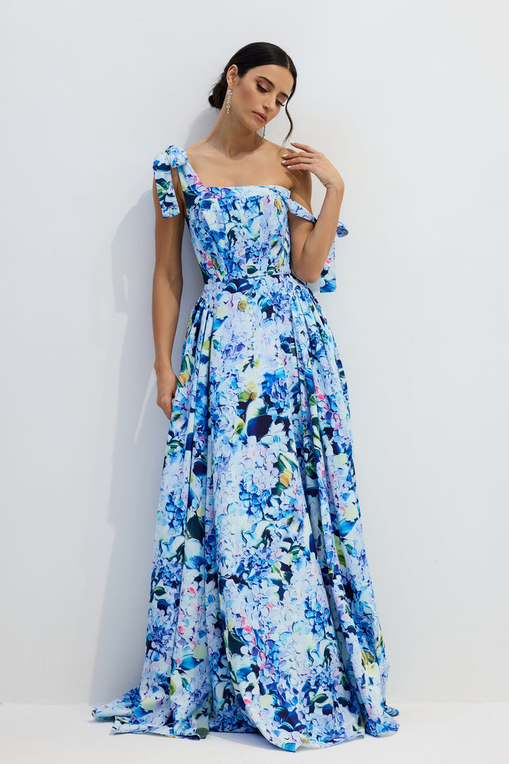 Kacey Maxikleid mit Hortensien-Print Vorderansicht - KYMA