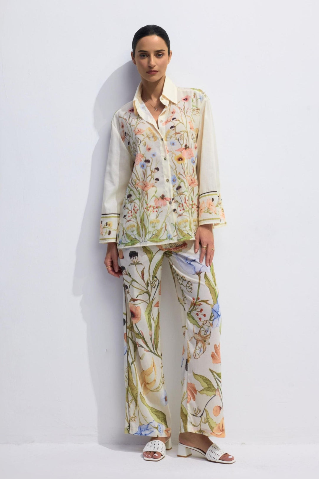 Karen Blumenmuster Langarmshirt & Hosen-Set – KYMA