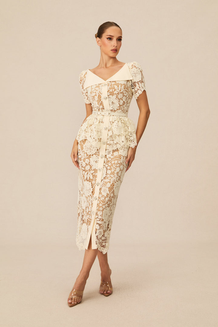 Kombination Larina Kleid mit Accessoires - KYMA