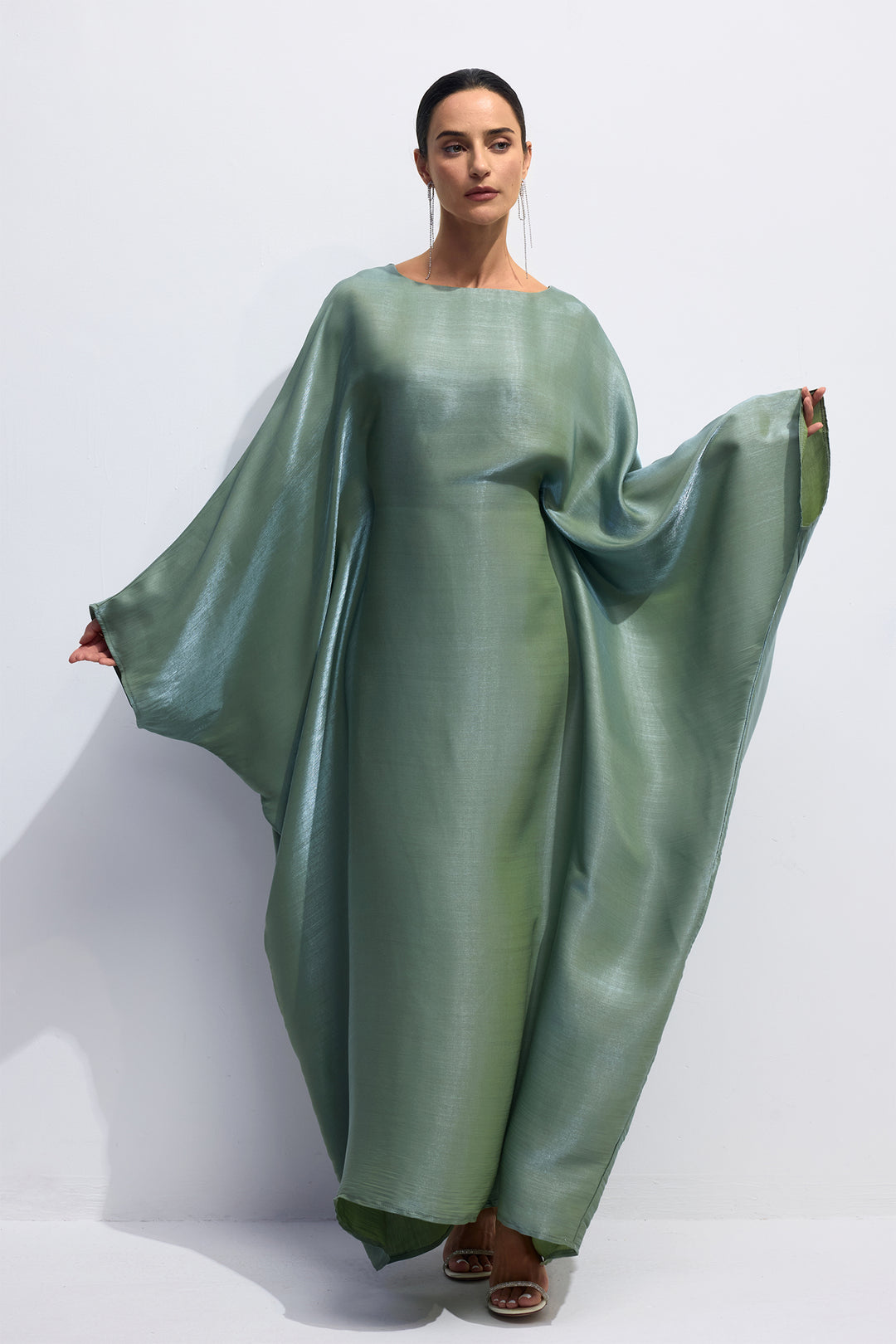 Der Madeline Kaftan im Detail – KYMA