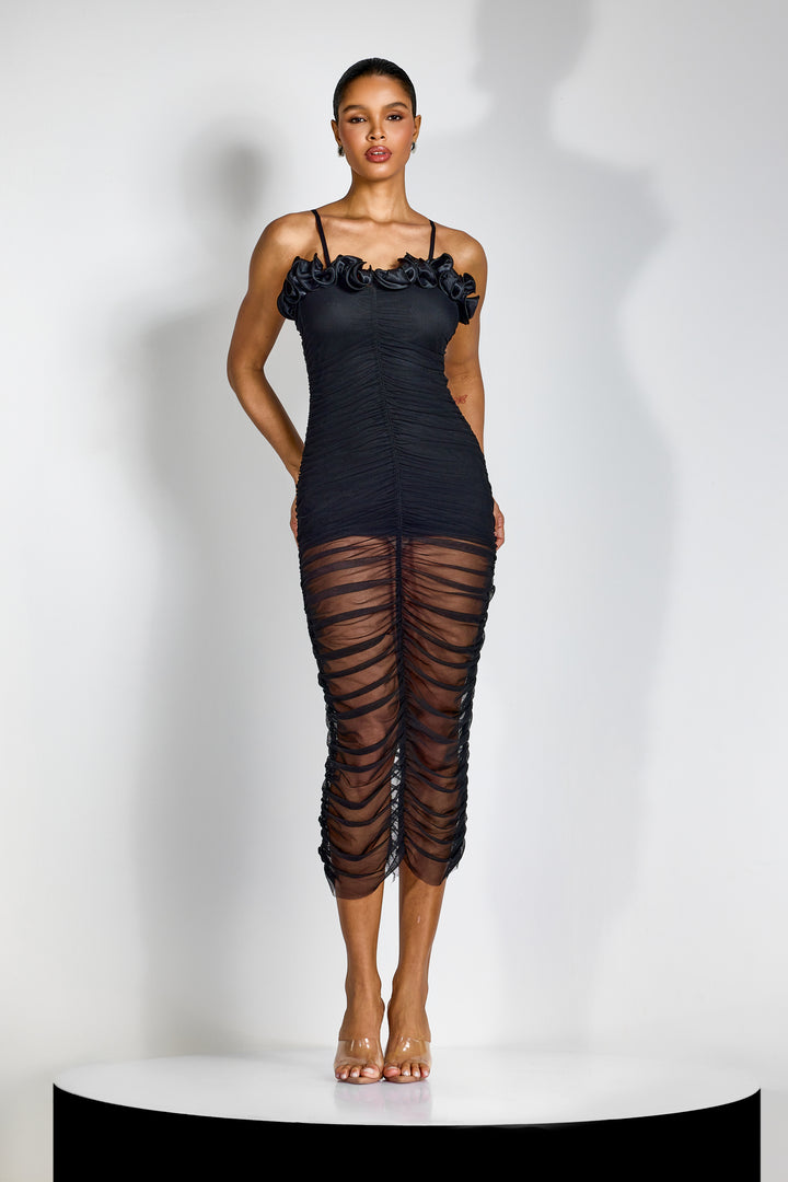 Nora Rüschen-Midi-Kleid aus gerafftem Mesh Vorderansicht - KYMA