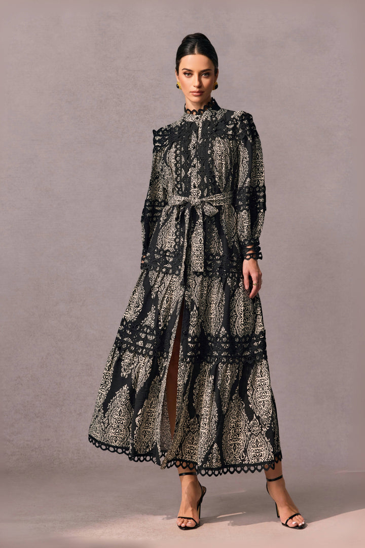 Ophelia bedrucktes Maxikleid mit Spitzenbesatz Detail Knöpfe