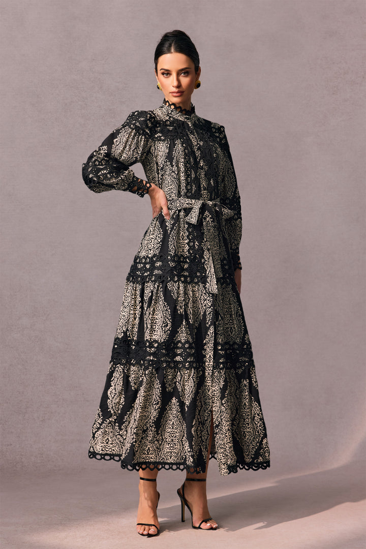Ophelia bedrucktes Maxikleid mit Spitzenbesatz Ärmel Detail