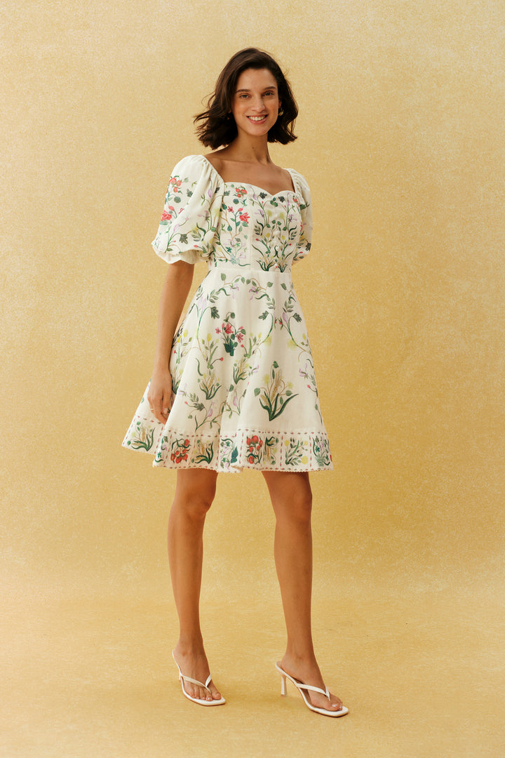 Pretty Hours weißes Minikleid mit Blumenmuster und Puffärmeln Taille Detail