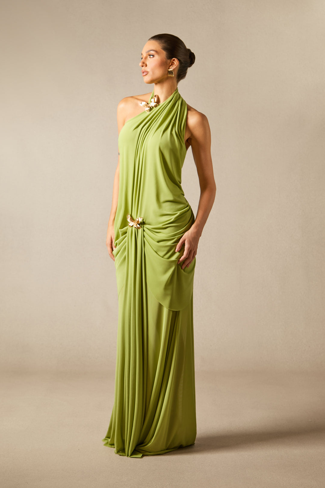 Sabrina Maxikleid mit Schmetterlings-Applikationen und Neckholder, Detail des Stoffes