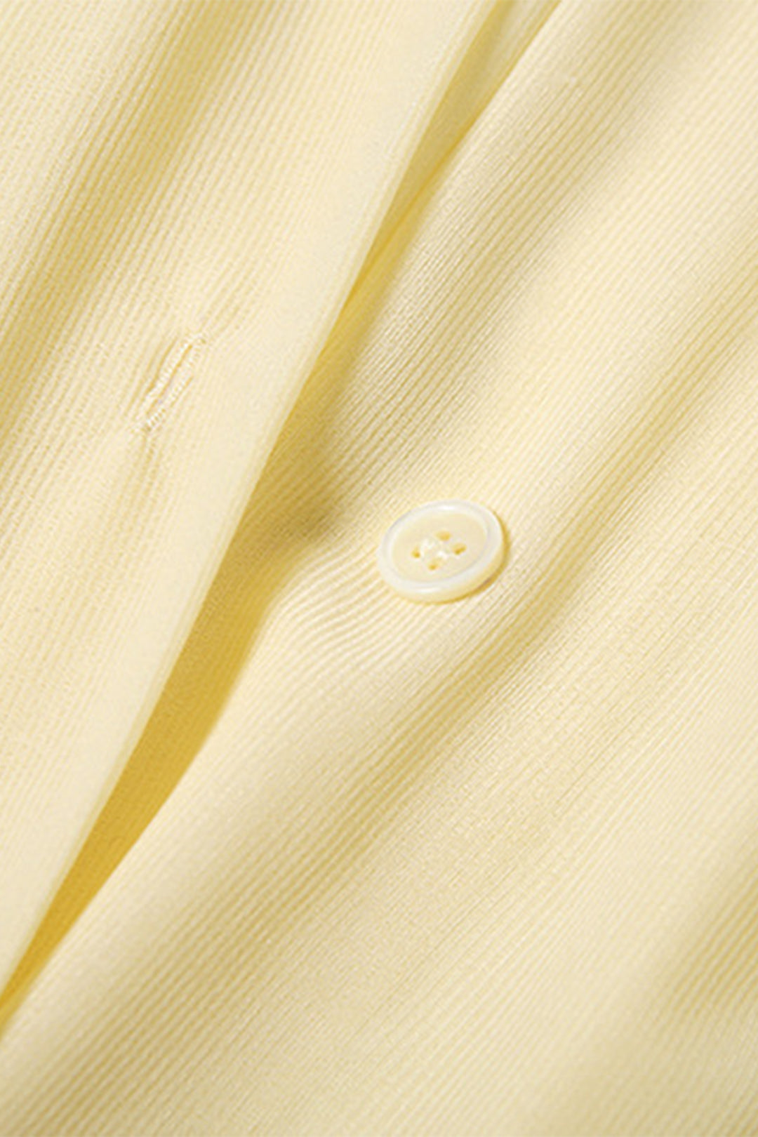 Sandy gerafftes Mini-Hemdblusenkleid Kragen Detail