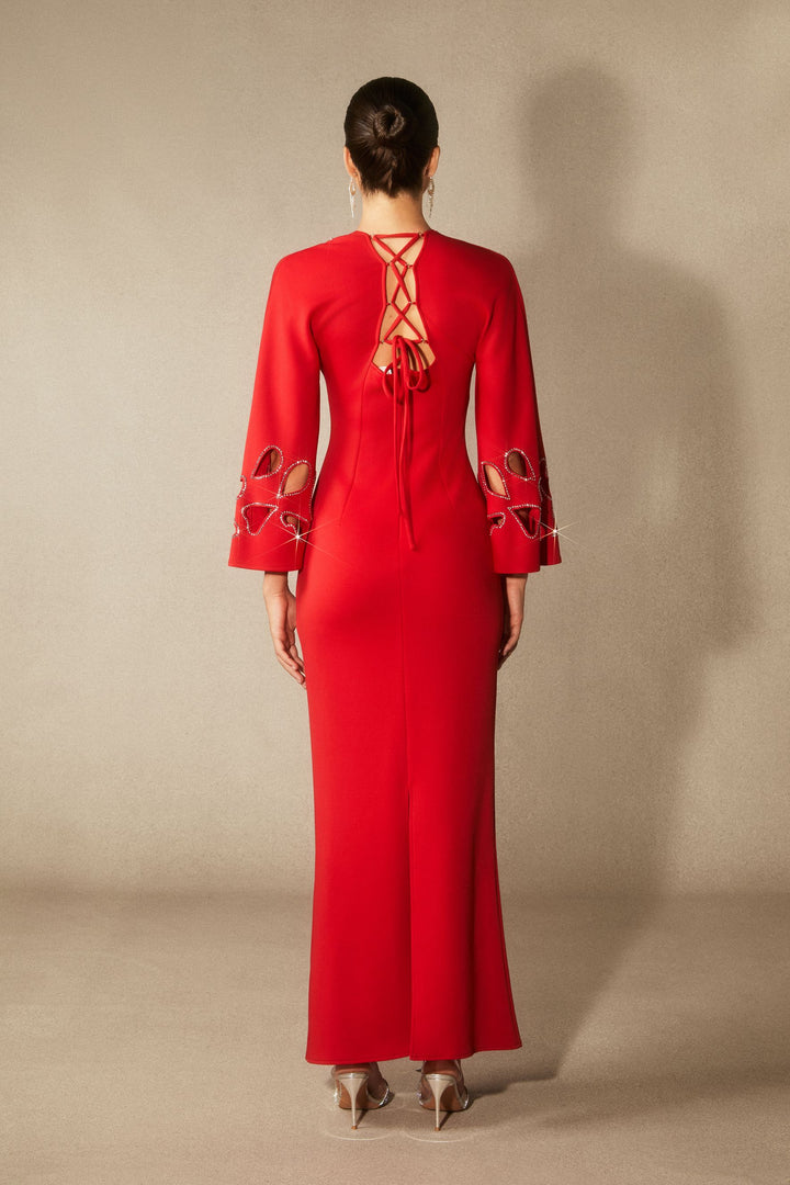 Das Sharon Maxikleid passt perfekt zu hohen Absätzen
