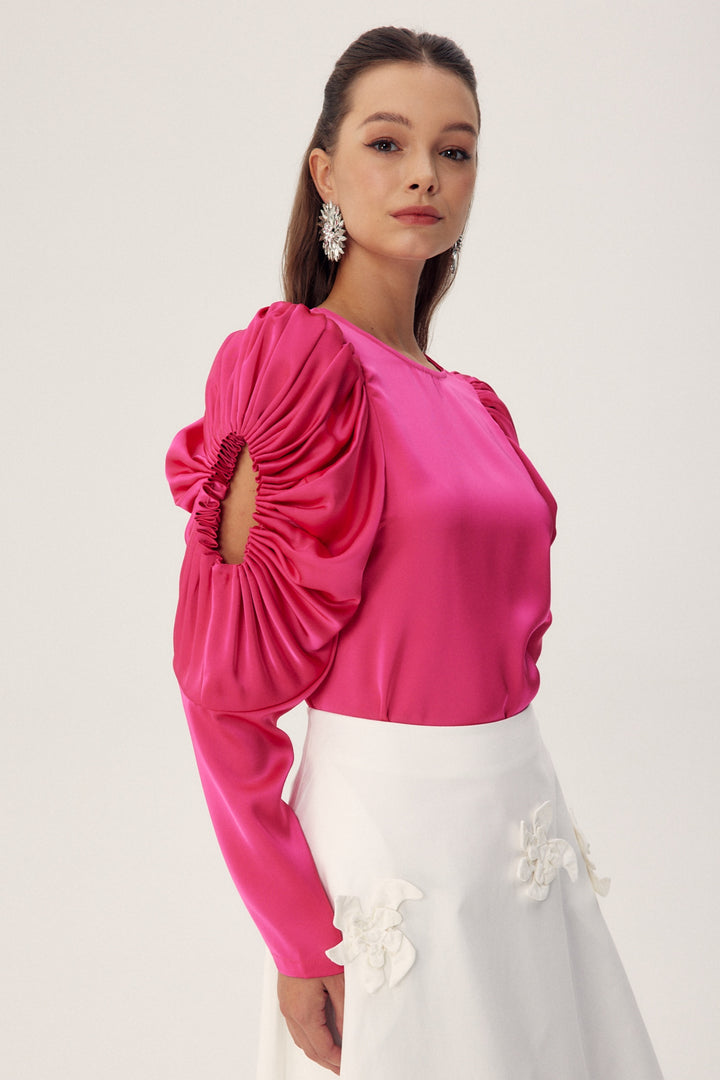Drapiertes Design der Una Satinbluse - KYMA