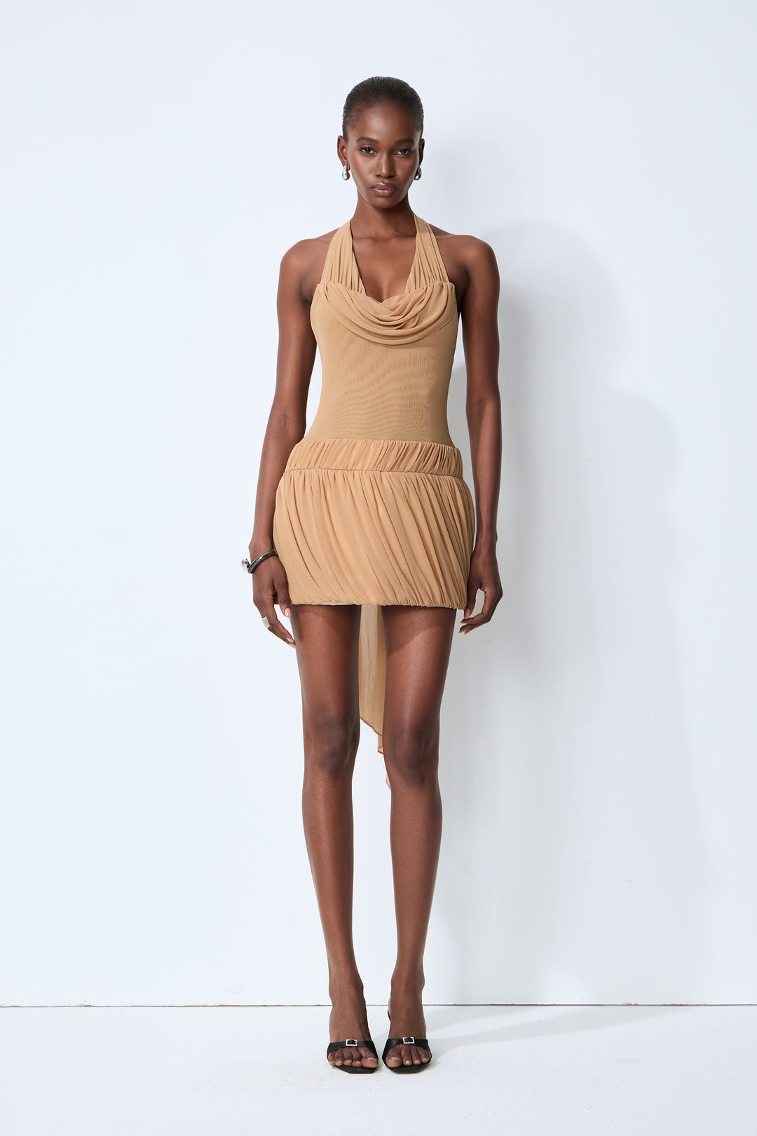 Khaki-farbenes Mini-Kleid mit Neckholder und Falten - KYMA